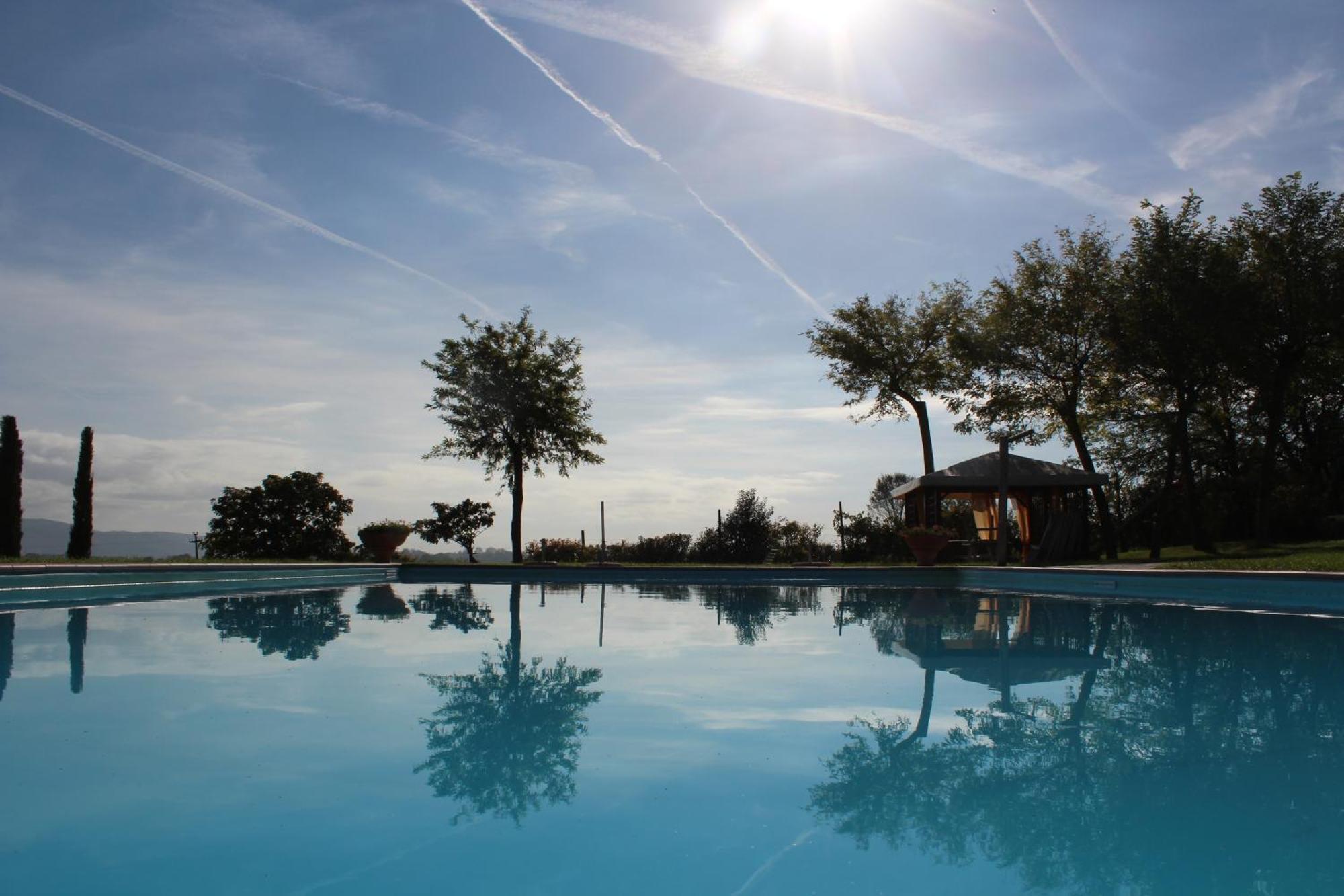 Fattoria Le Giare Agriturismo Cortona Exterior photo